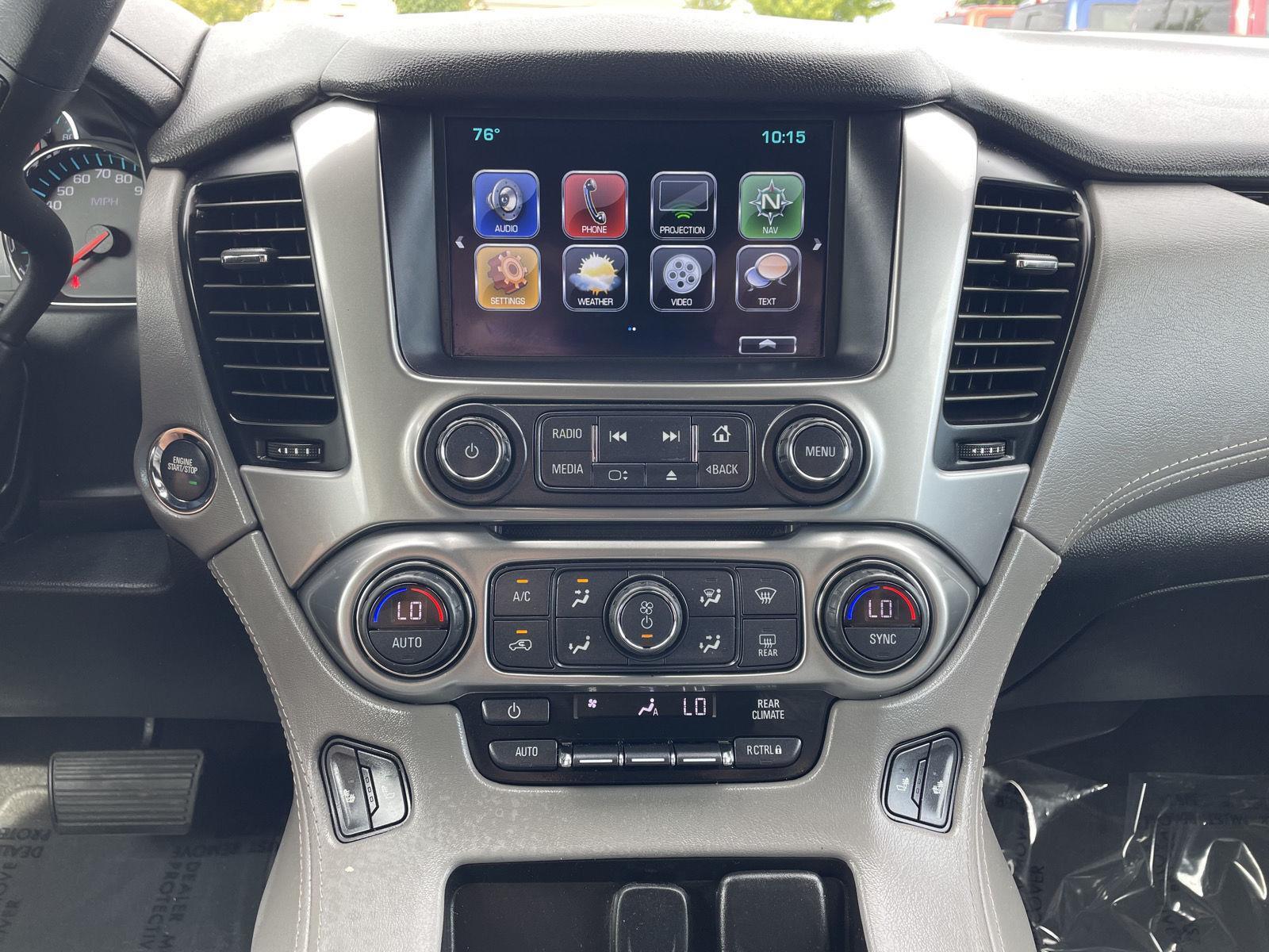 Vehicle photo 25