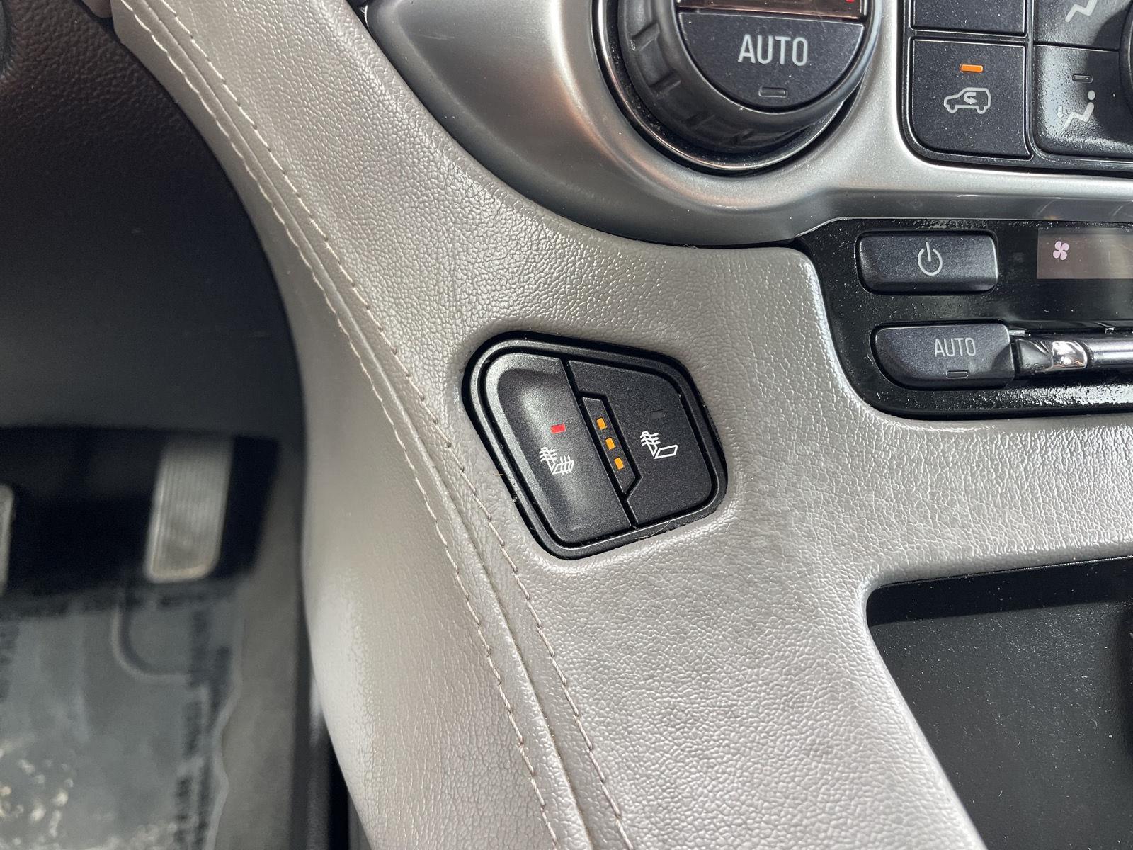 Vehicle photo 31