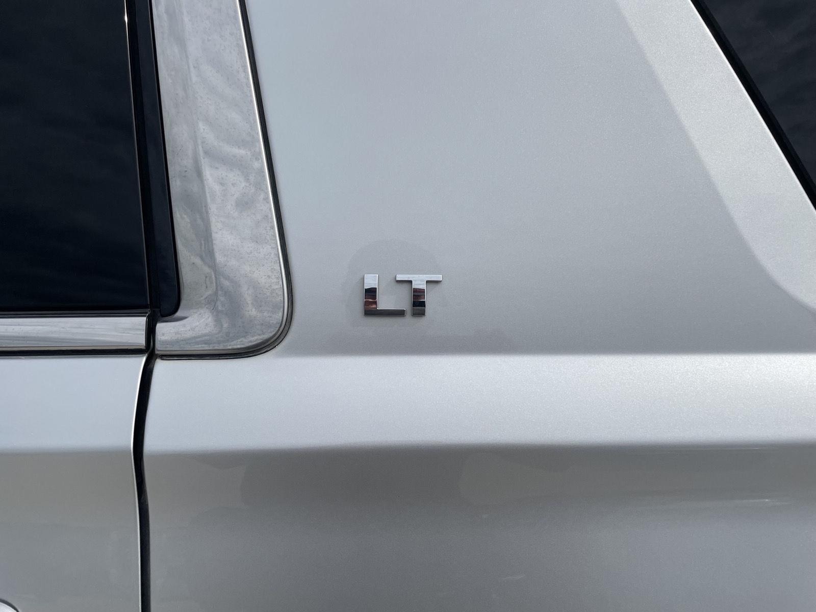 Vehicle photo 45