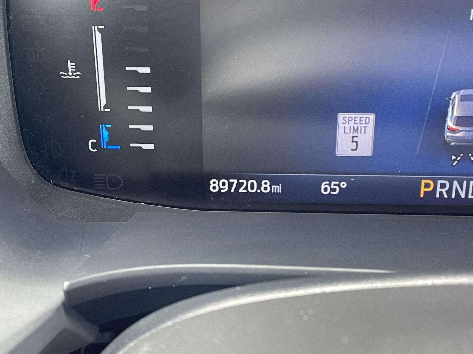 Vehicle photo 3
