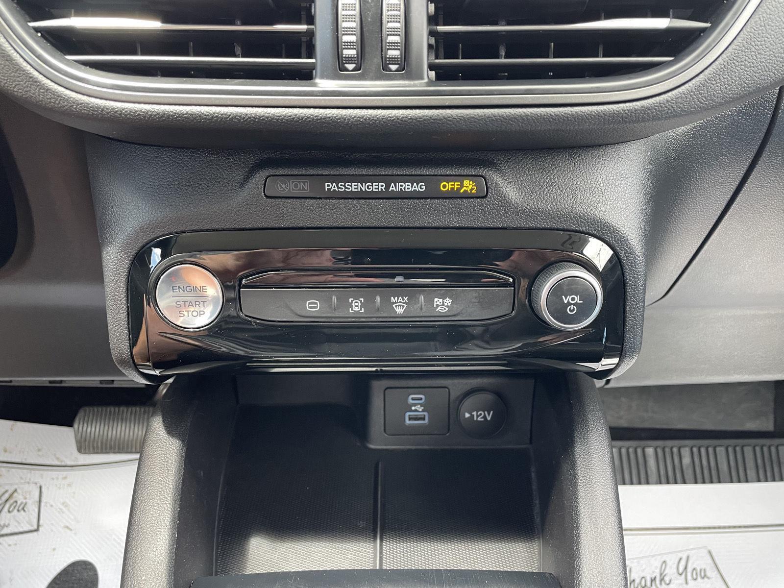 Vehicle photo 27