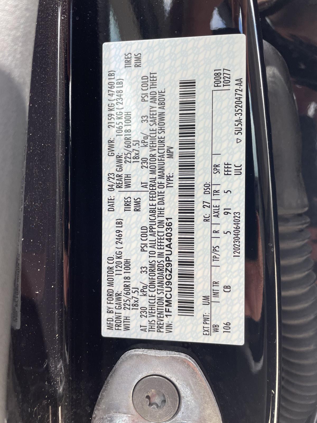 Vehicle photo 32