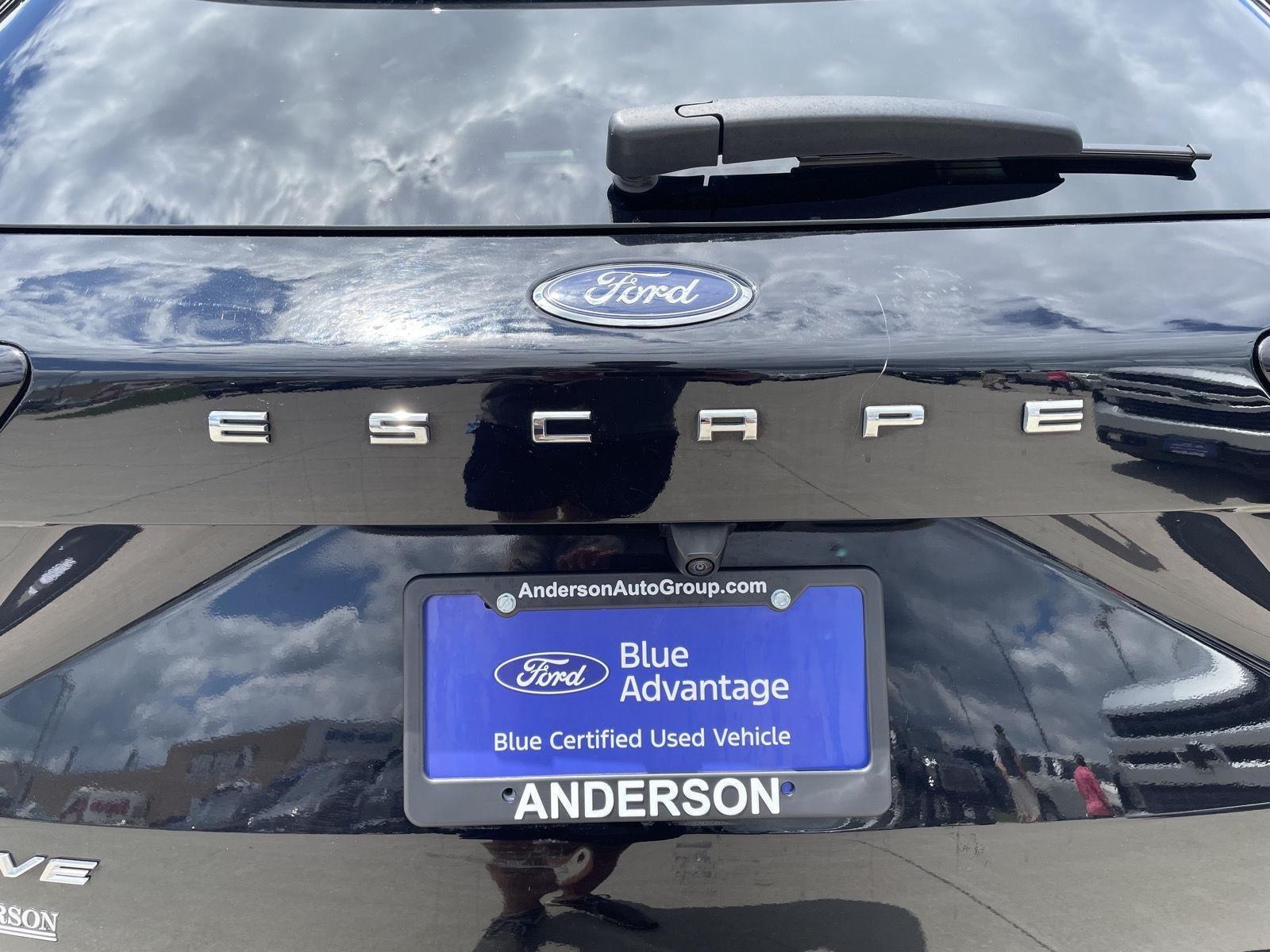 Vehicle photo 37