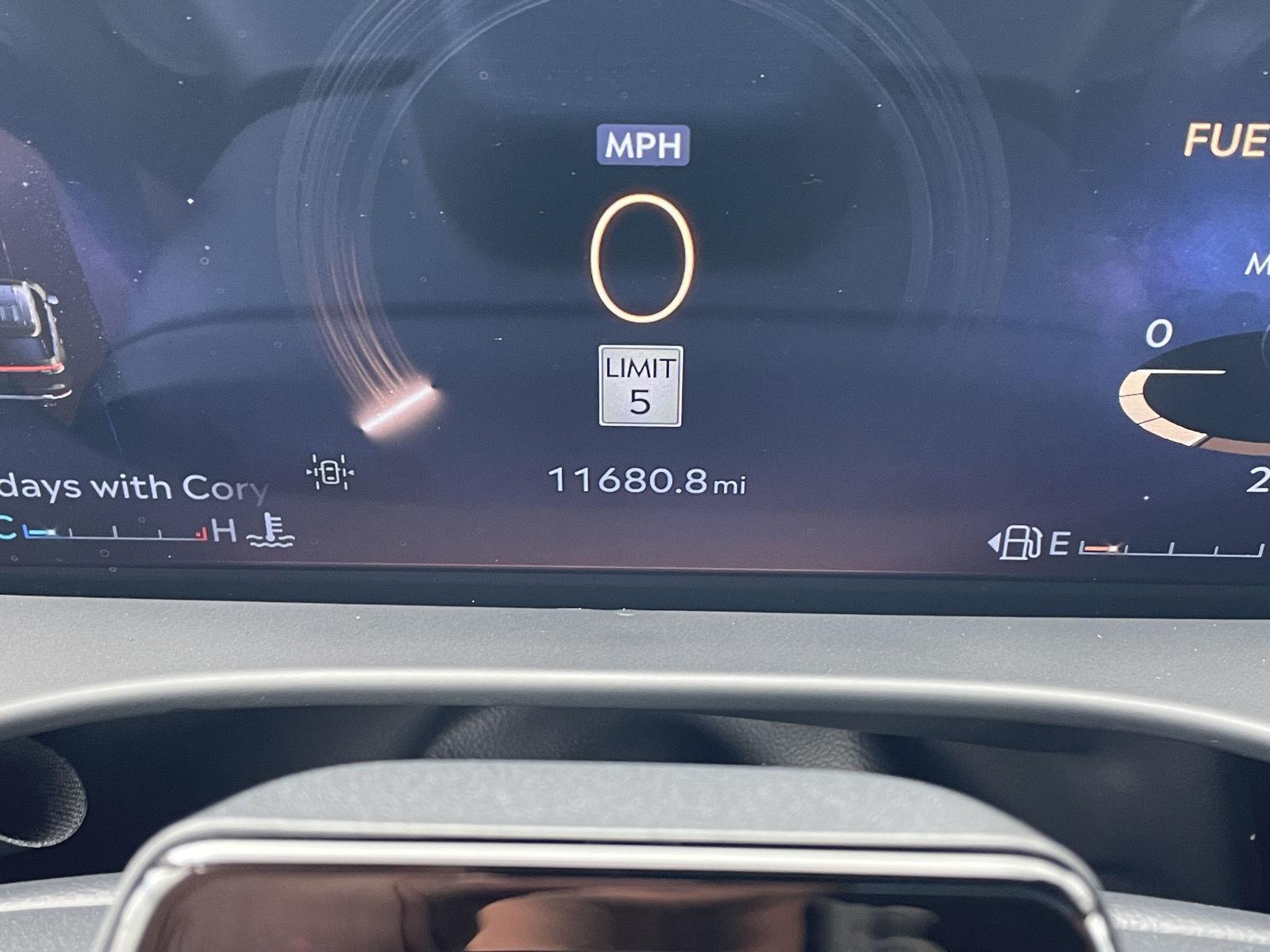Vehicle photo 3