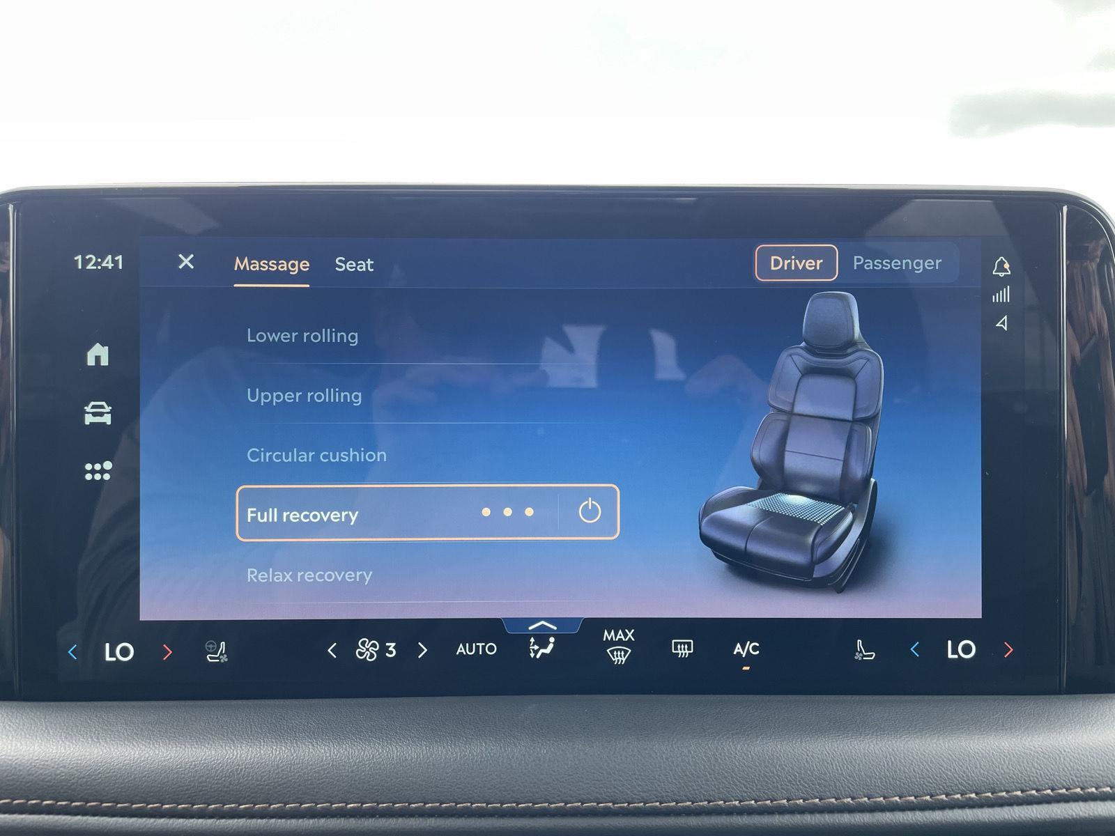 Vehicle photo 31