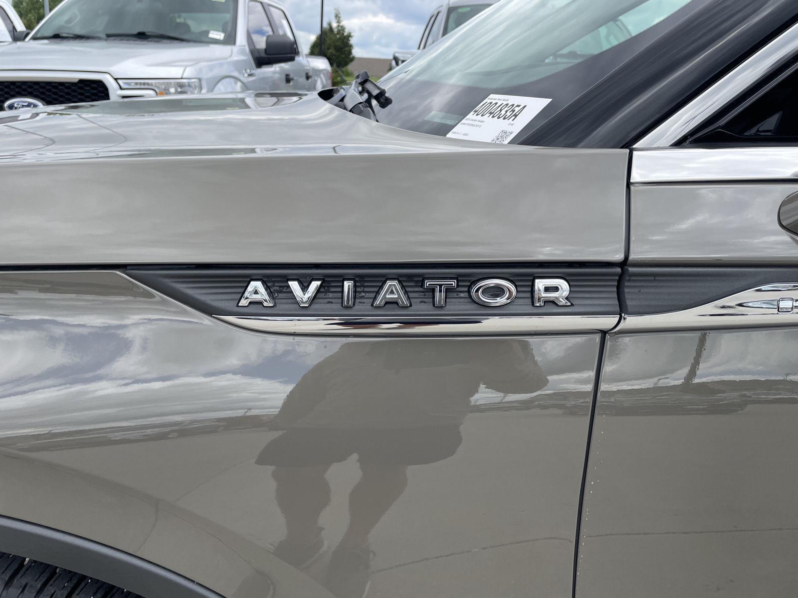 Vehicle photo 43