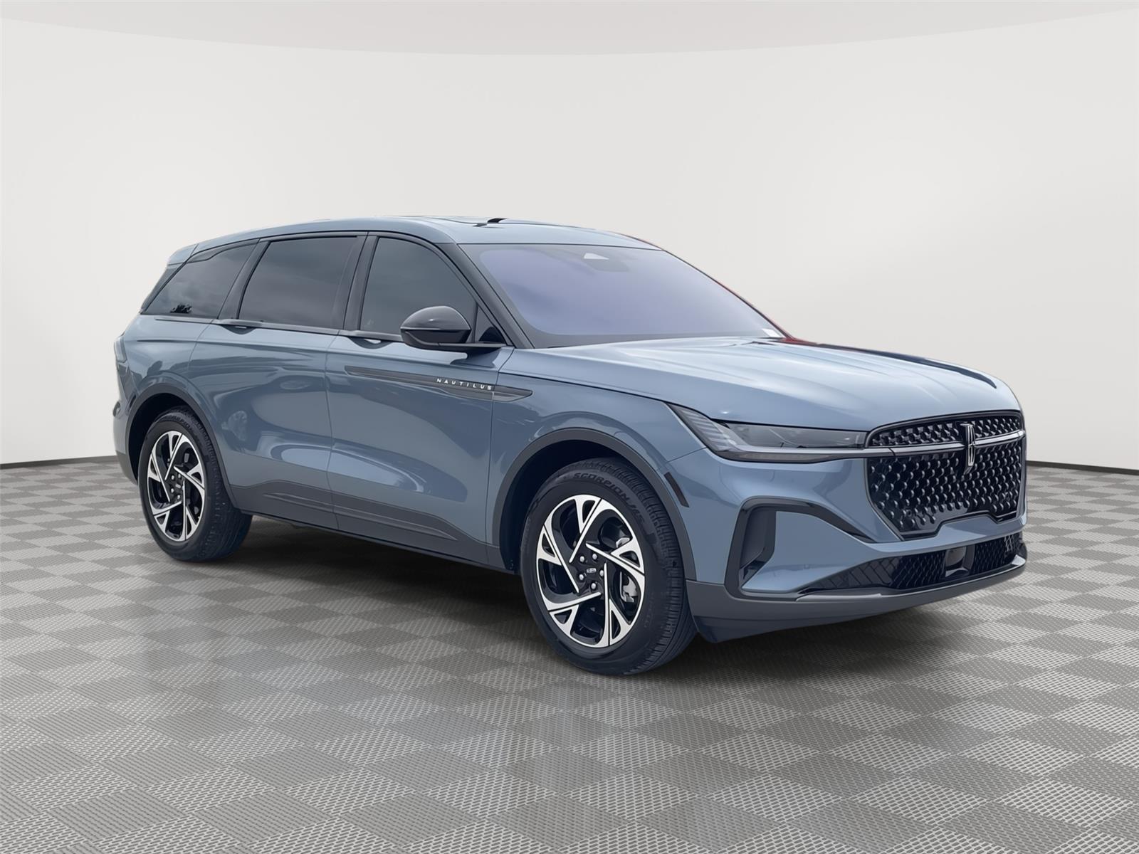 Vehicle photo 5