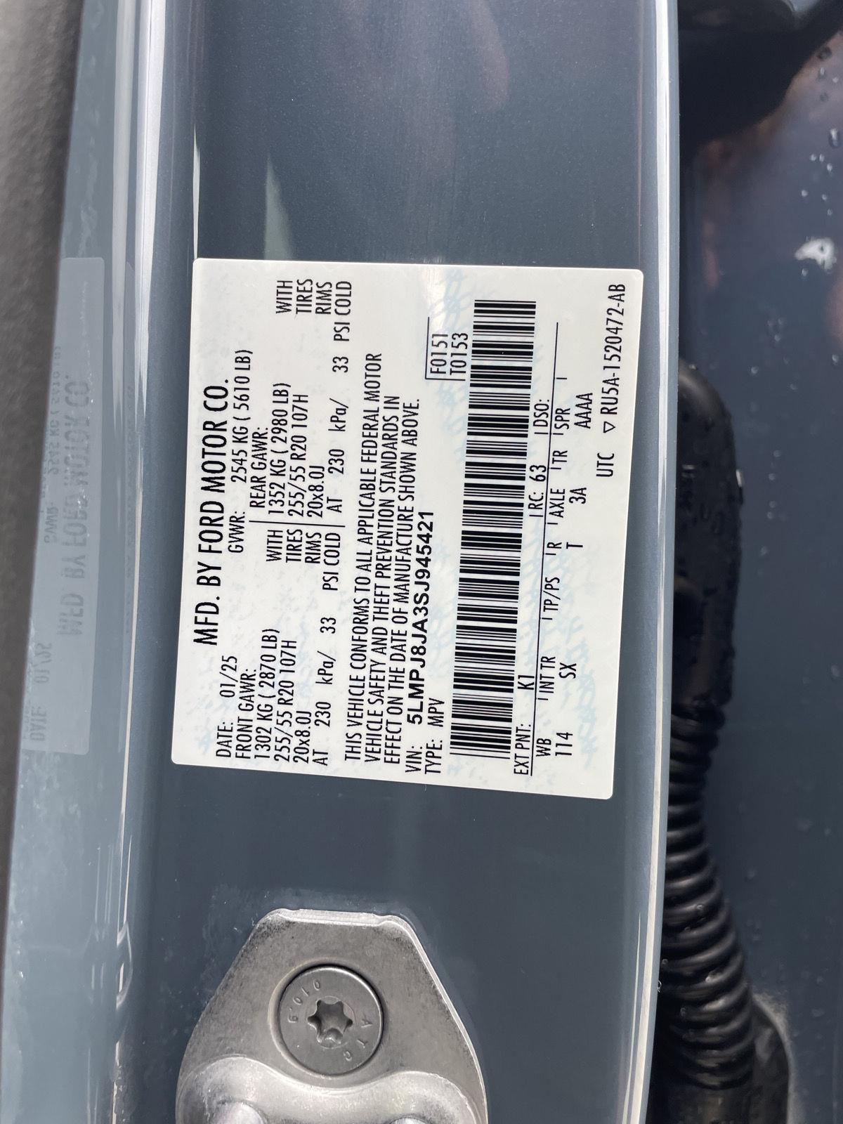 Vehicle photo 35