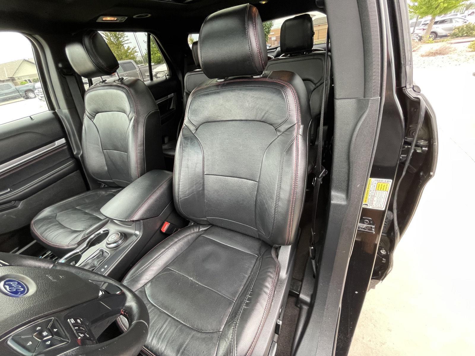 Vehicle photo 18