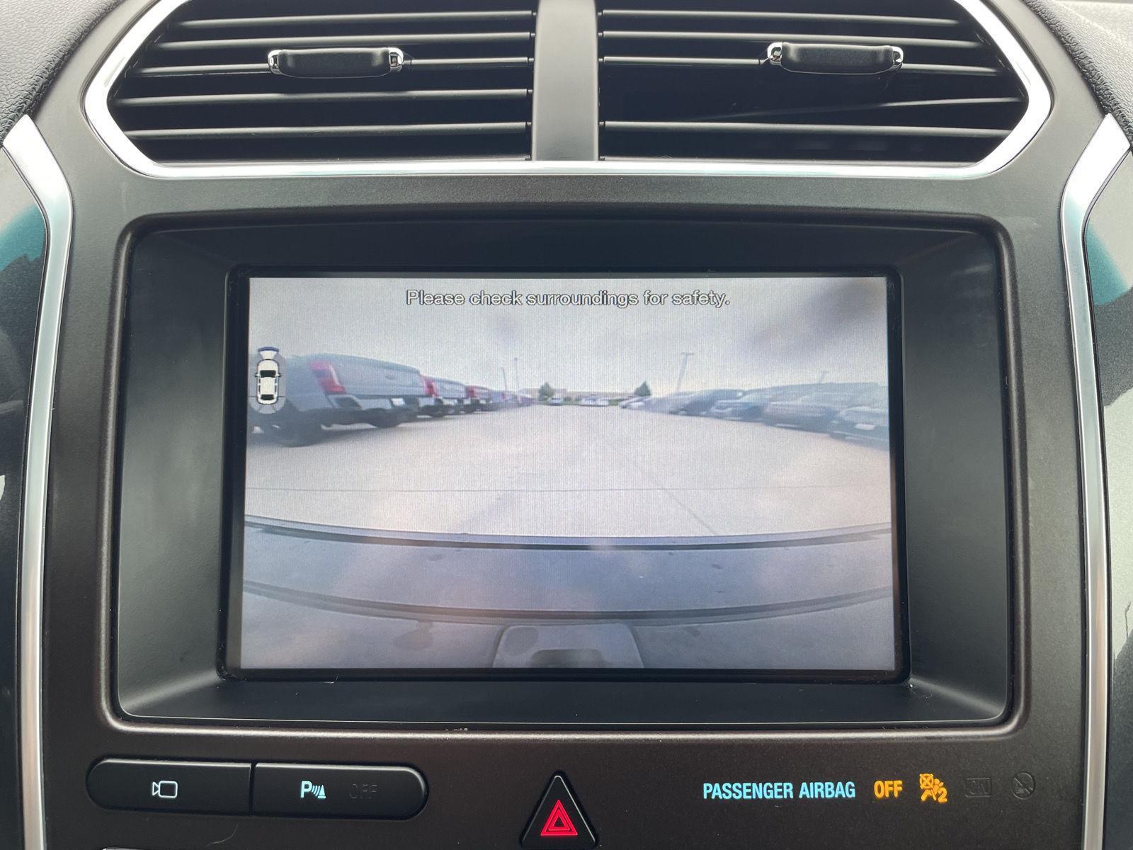 Vehicle photo 27