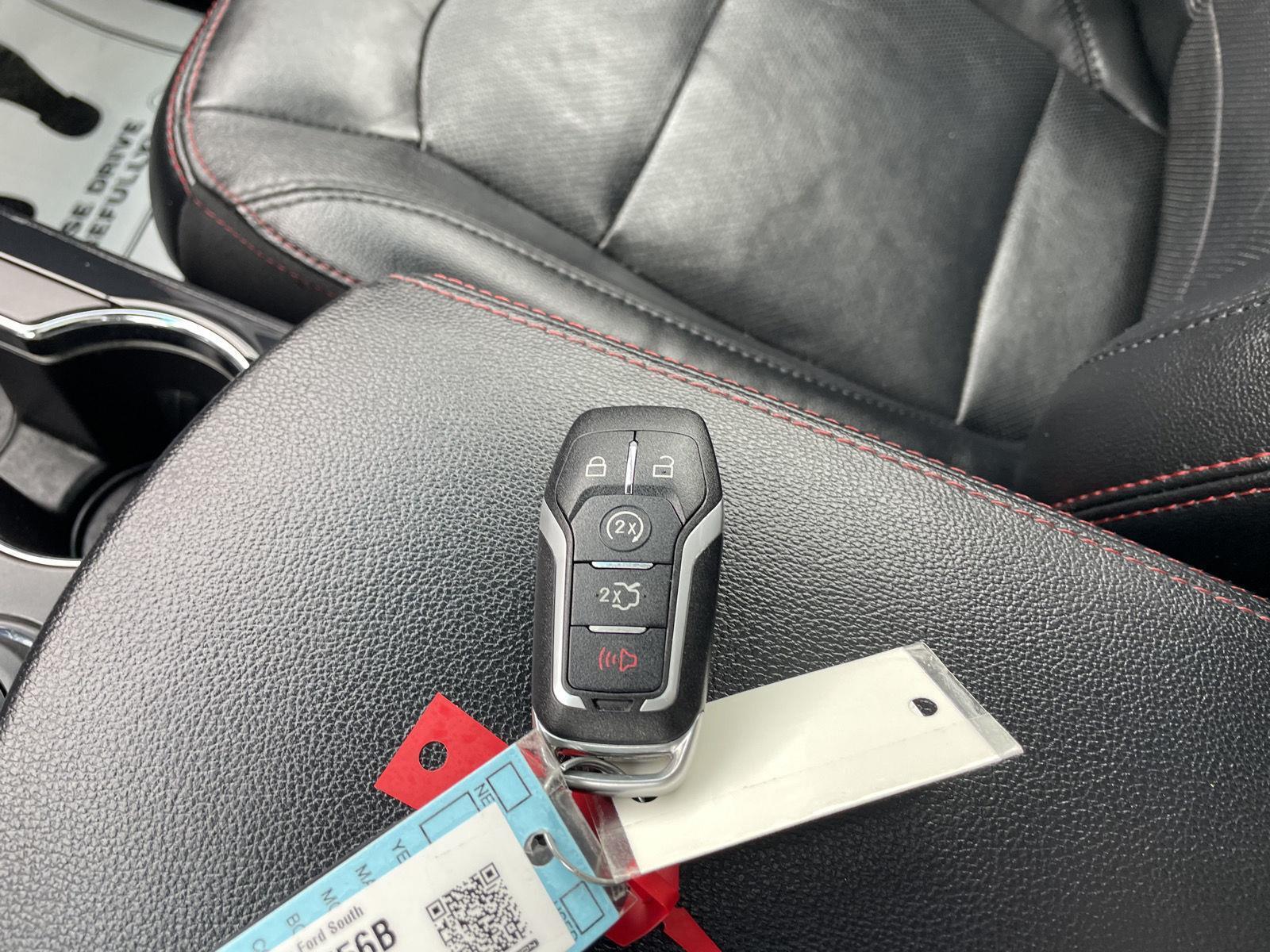 Vehicle photo 42
