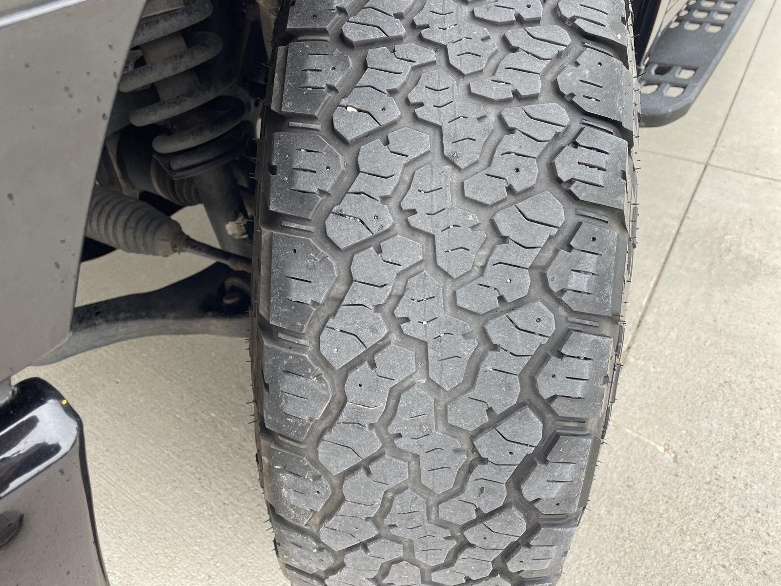 Vehicle photo 11