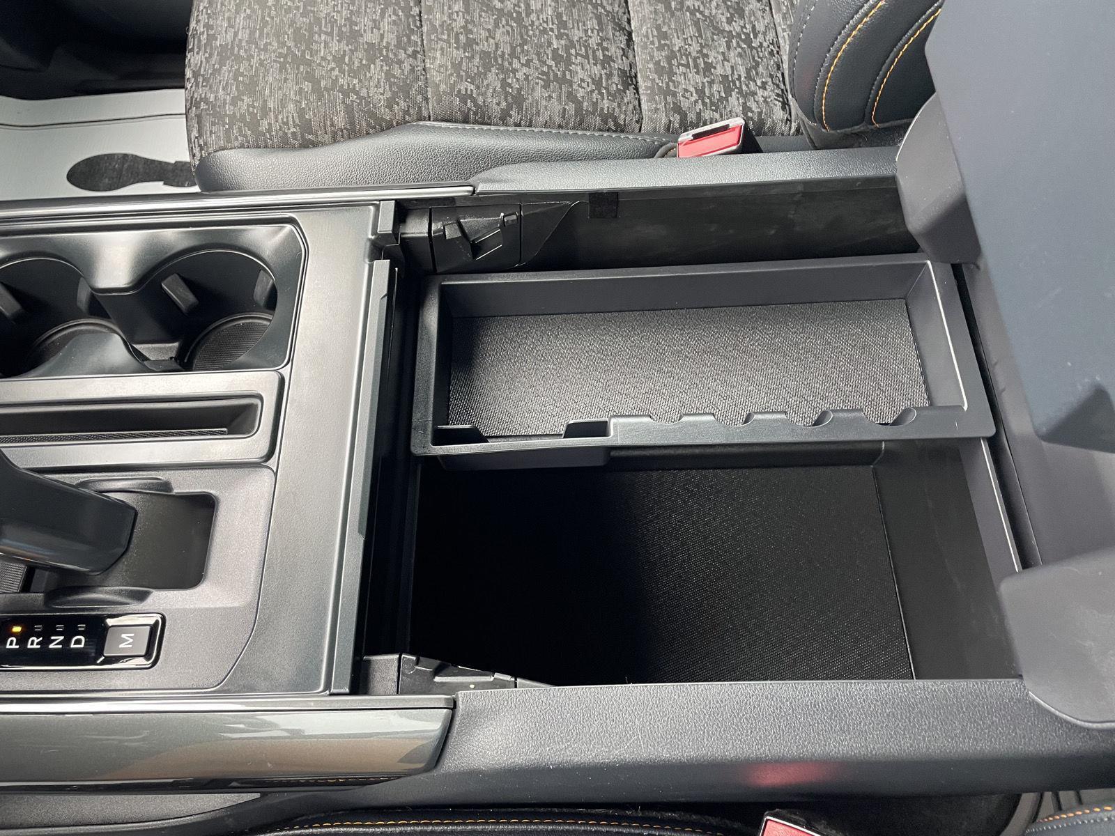 Vehicle photo 34