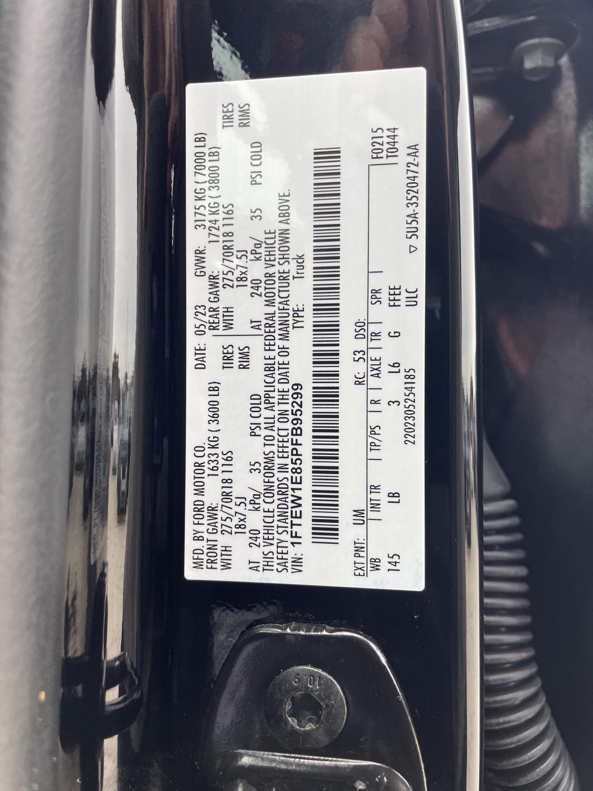 Vehicle photo 35