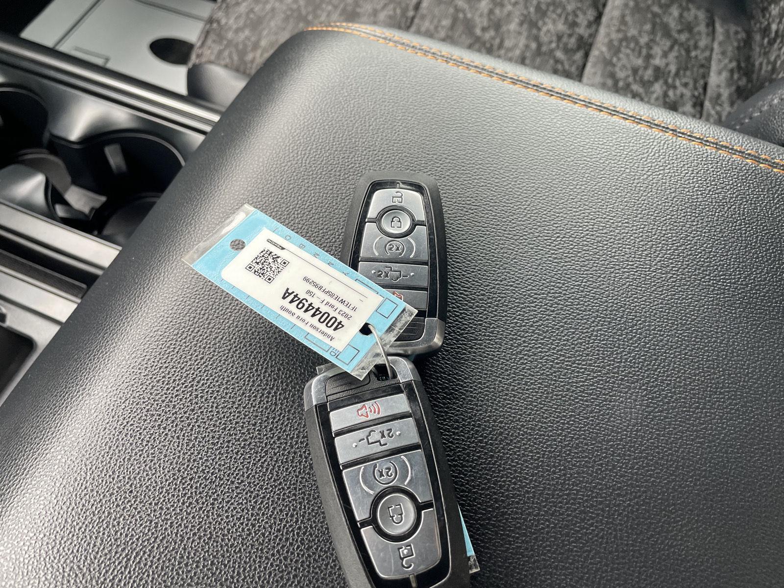 Vehicle photo 40
