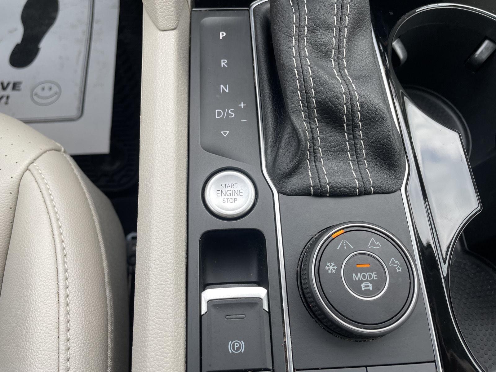 Vehicle photo 26