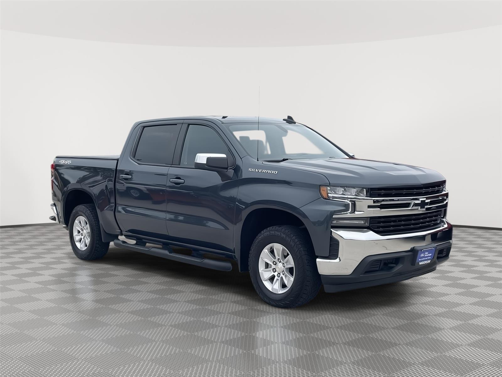 Vehicle photo 5