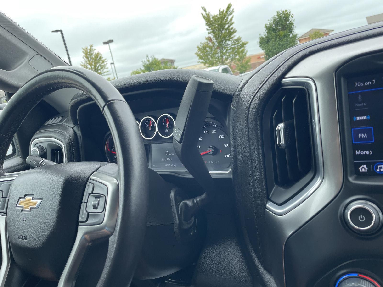 Vehicle photo 31