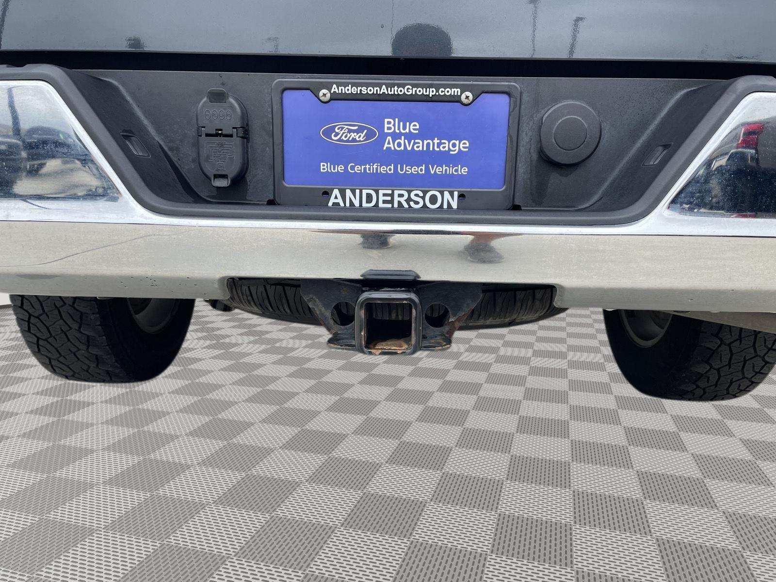Vehicle photo 37