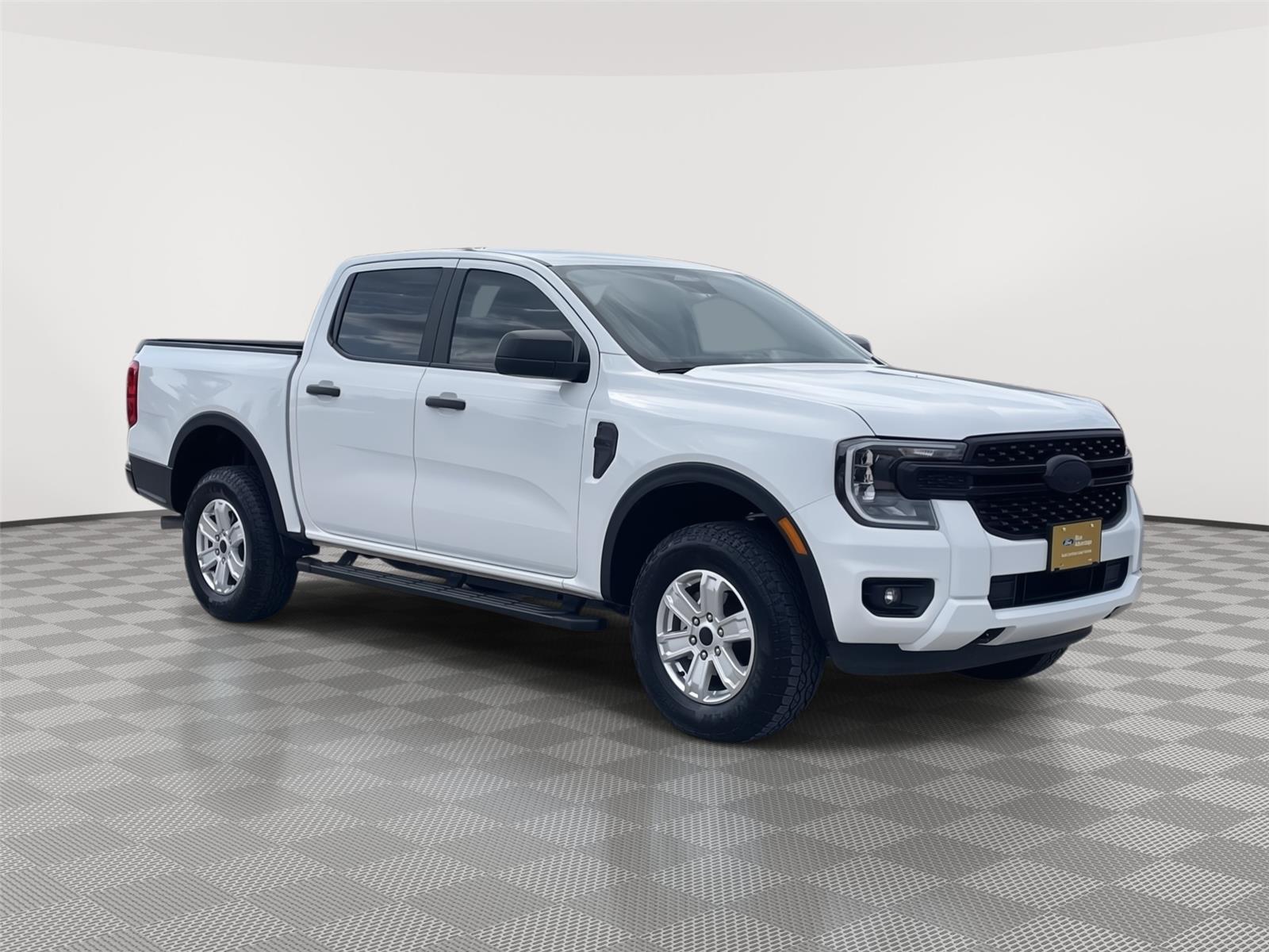 Vehicle photo 5