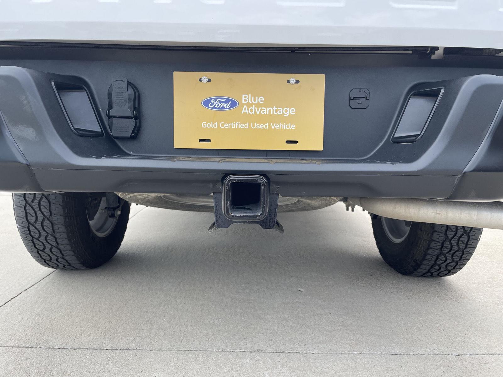 Vehicle photo 33