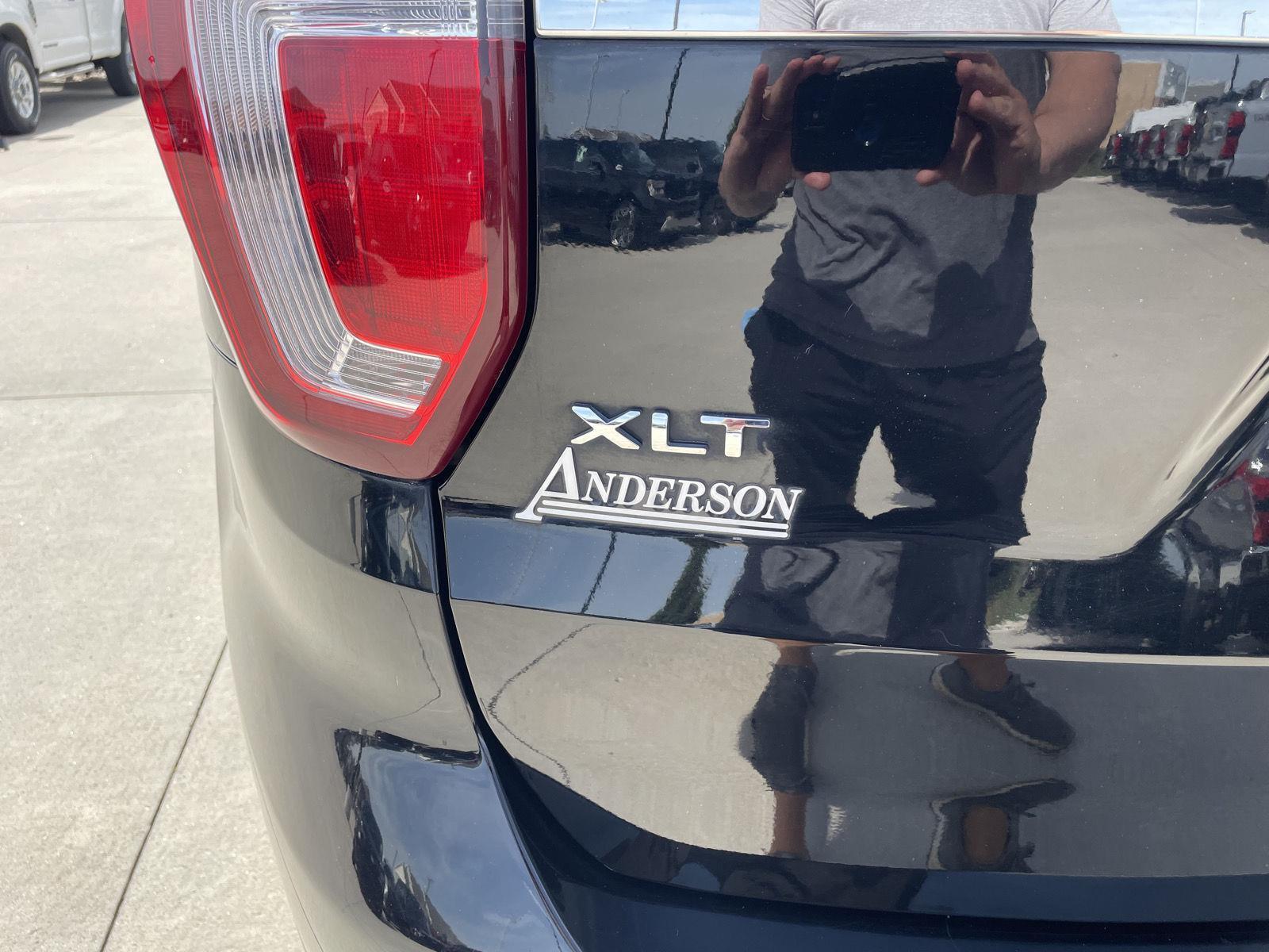 Vehicle photo 40