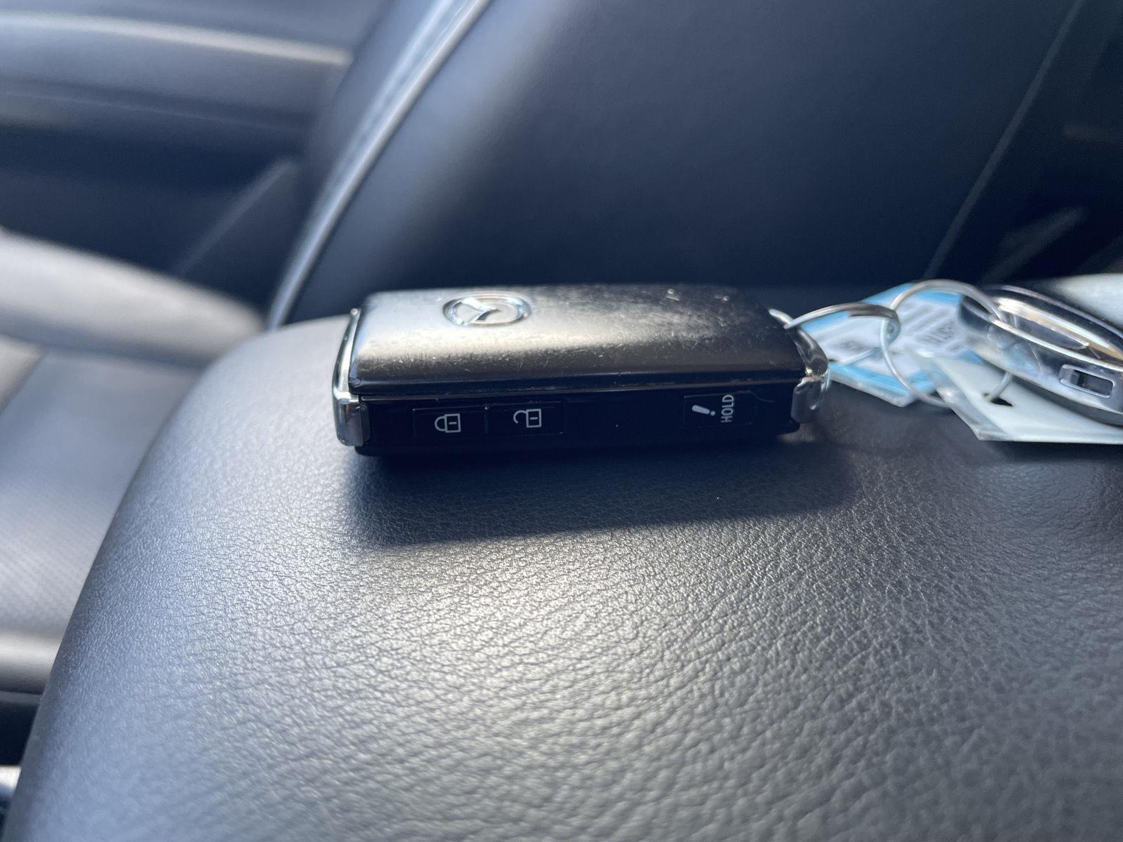 Vehicle photo 35