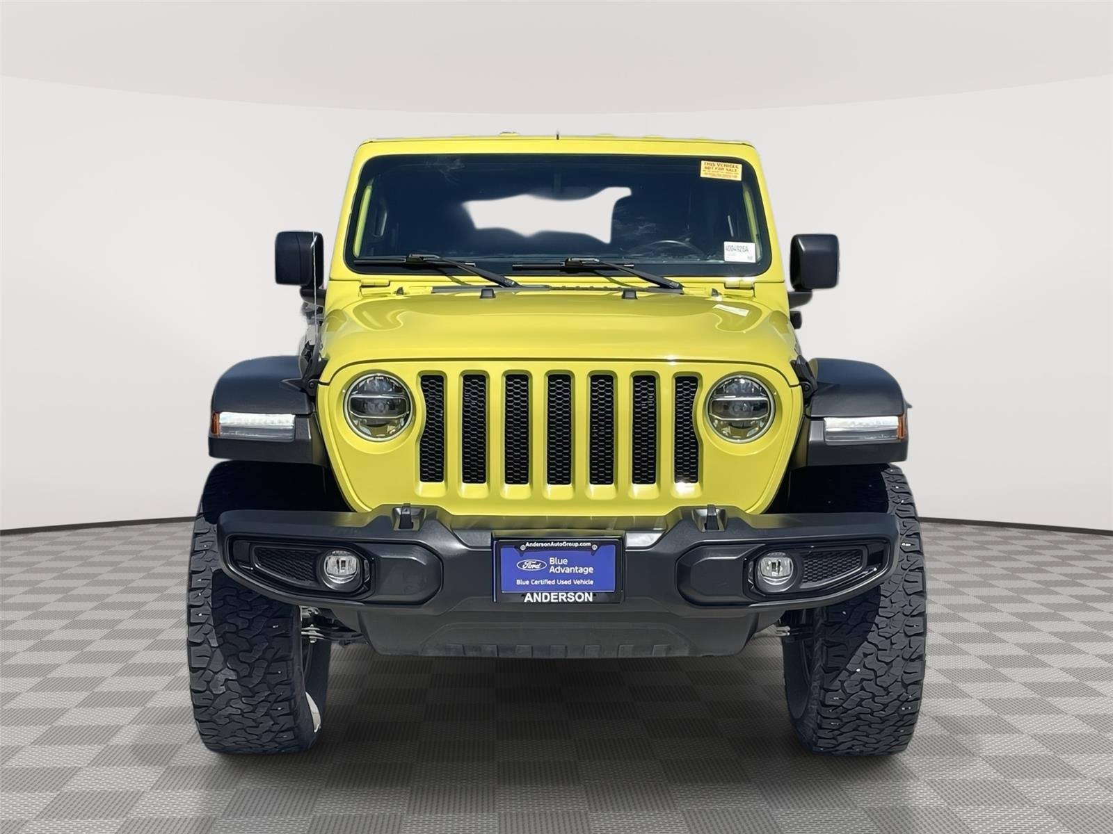 Vehicle photo 4