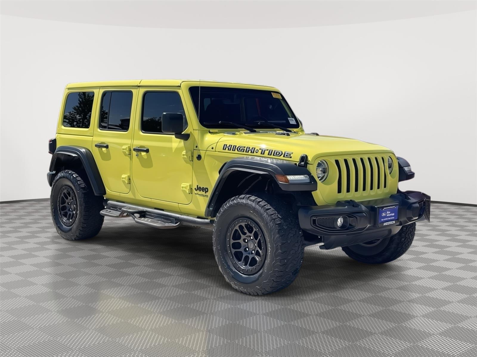 Vehicle photo 5