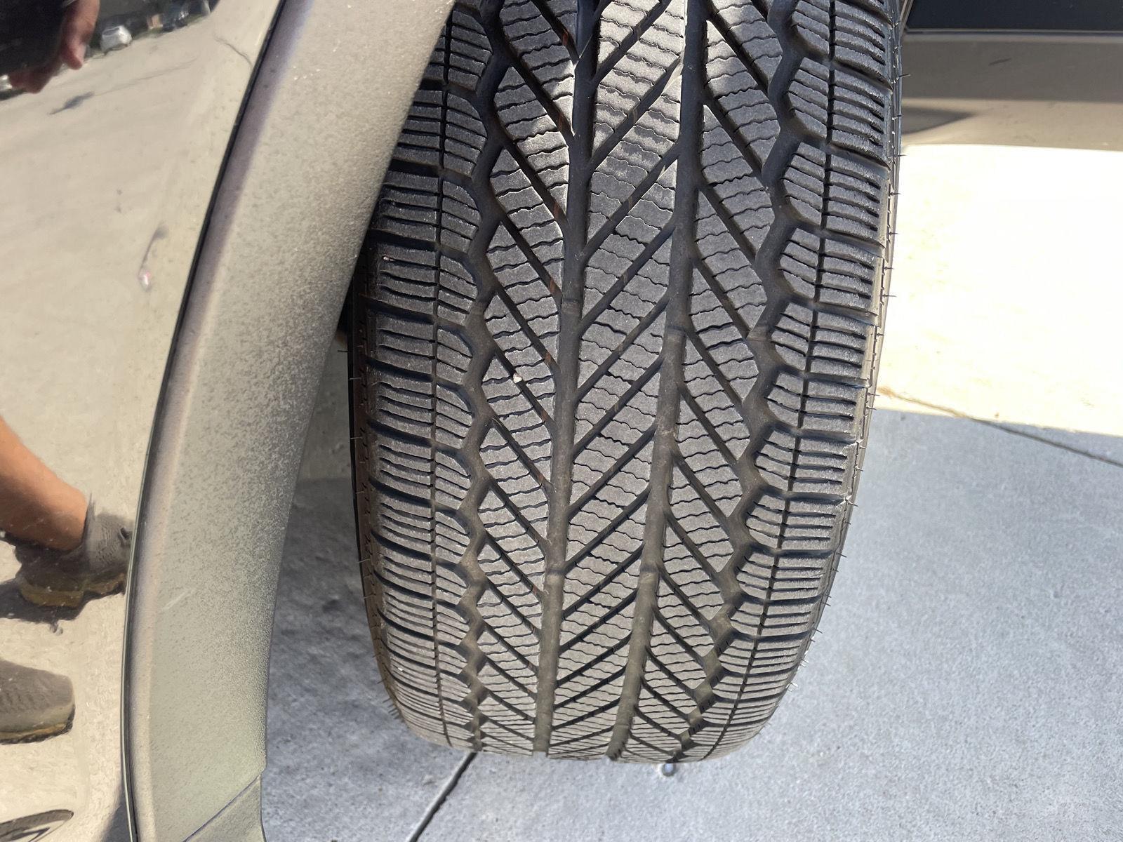 Vehicle photo 11