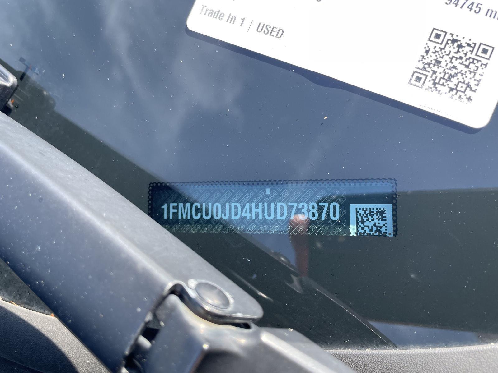 Vehicle photo 33