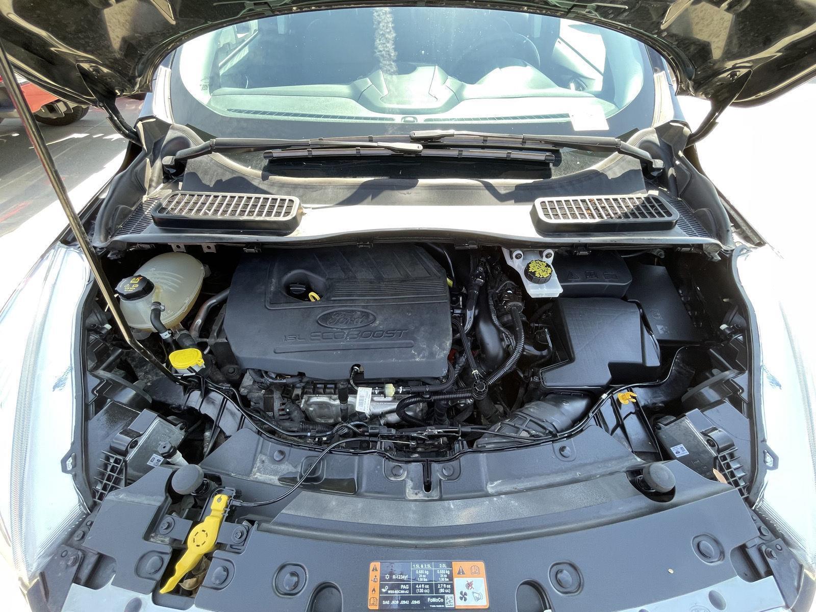 Vehicle photo 34