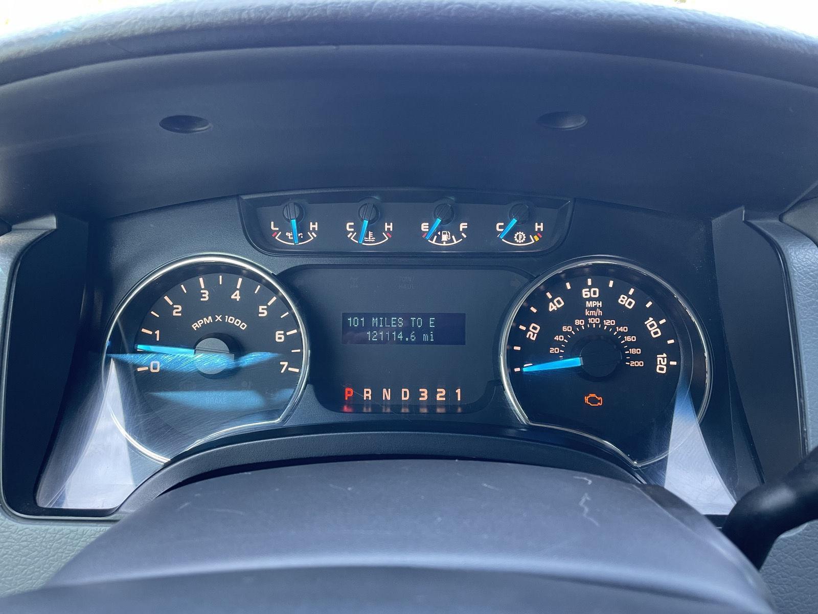 Vehicle photo 15