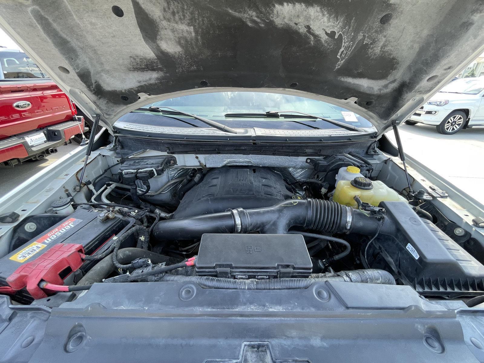 Vehicle photo 31