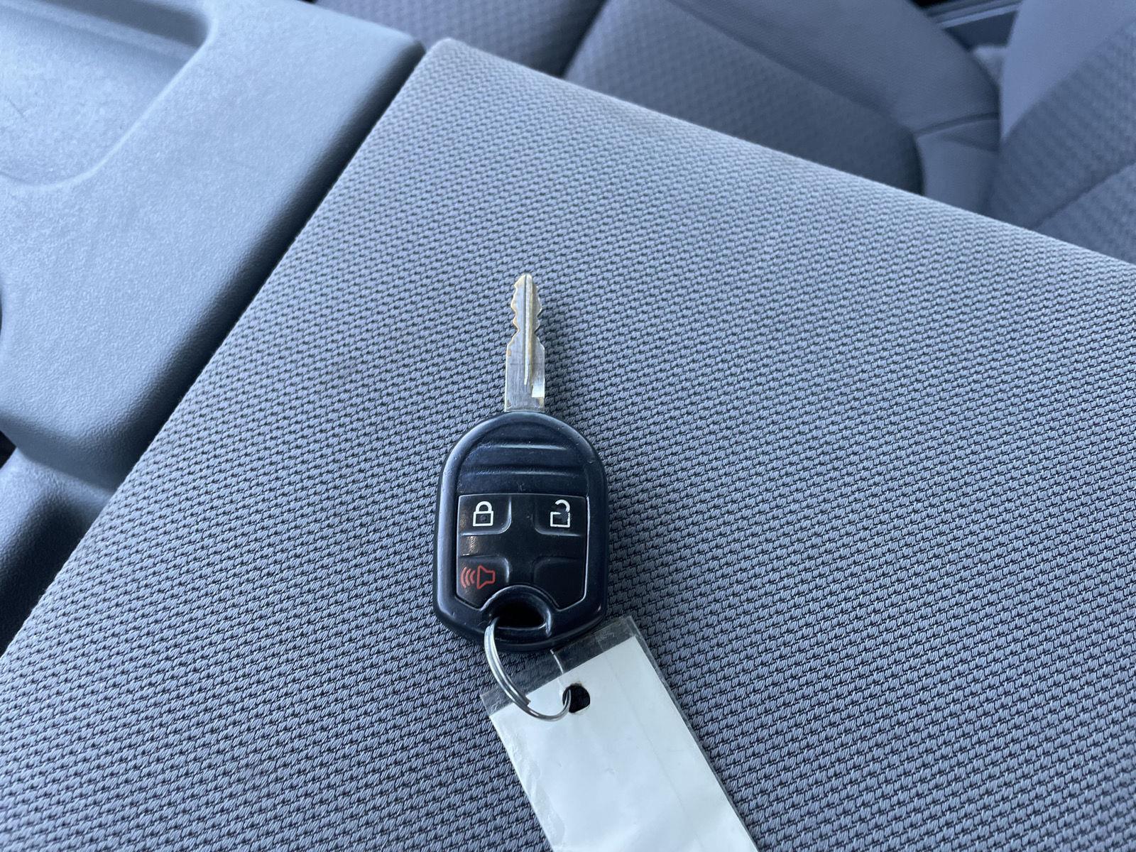 Vehicle photo 36