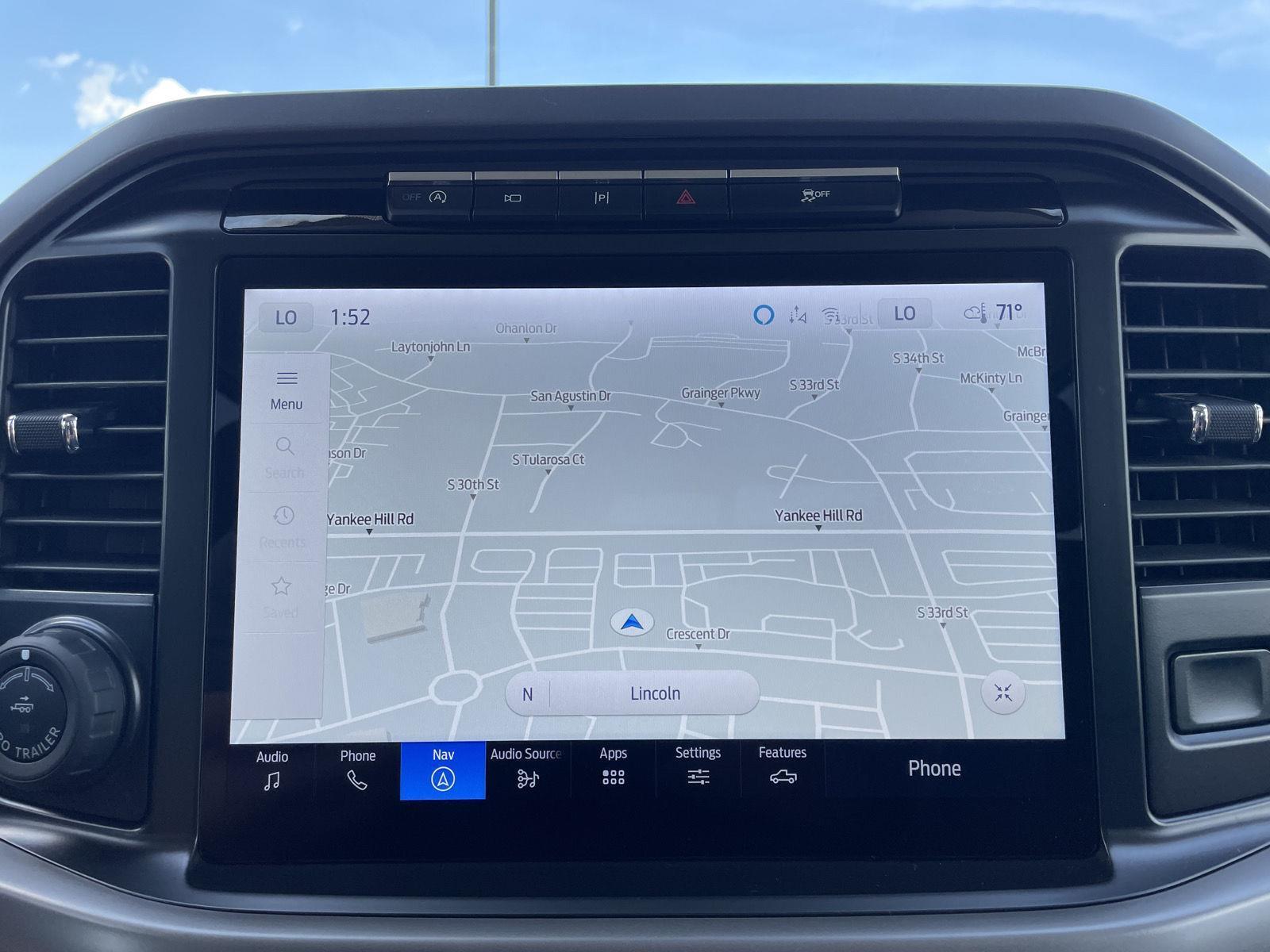 Vehicle photo 25