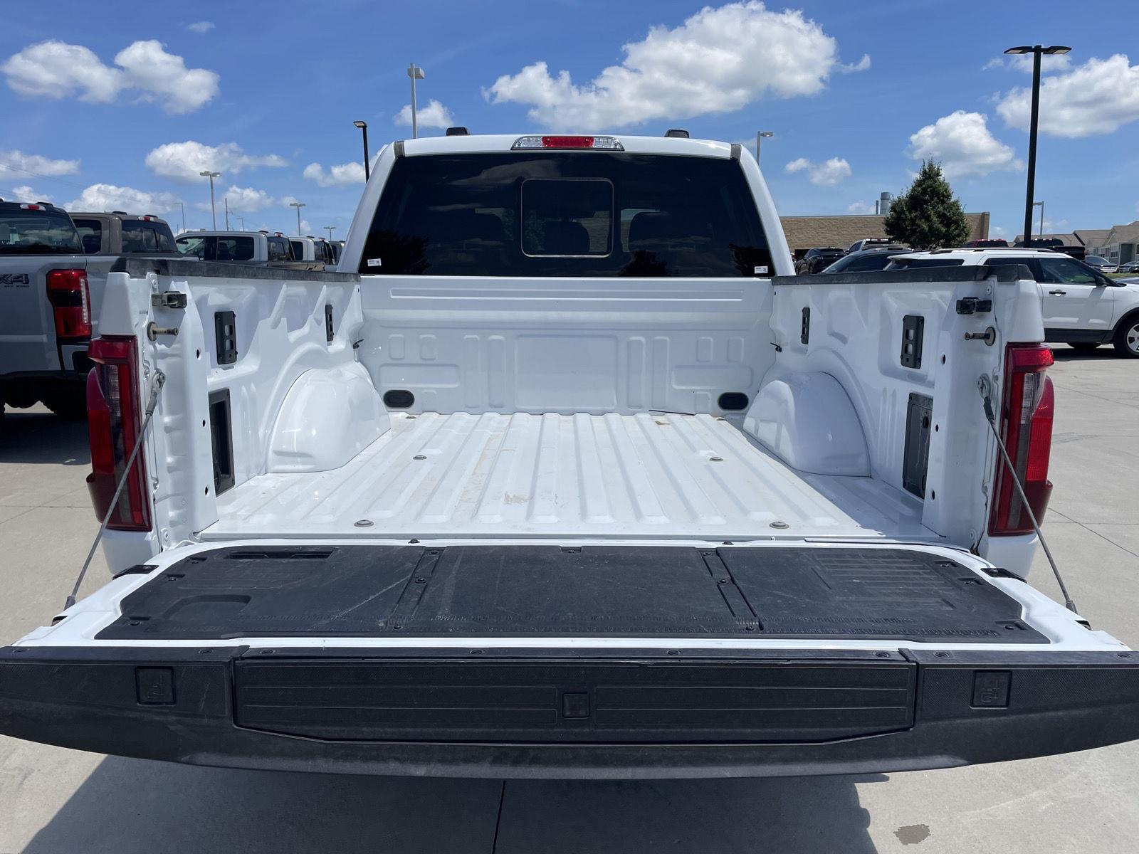 Vehicle photo 39