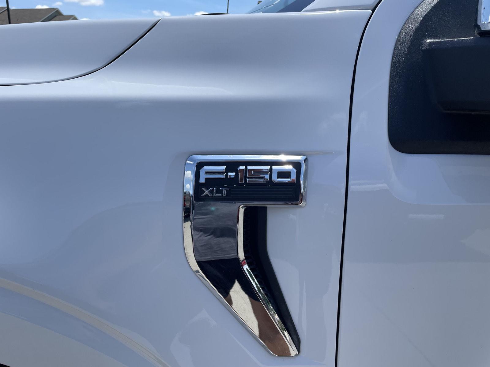 Vehicle photo 41