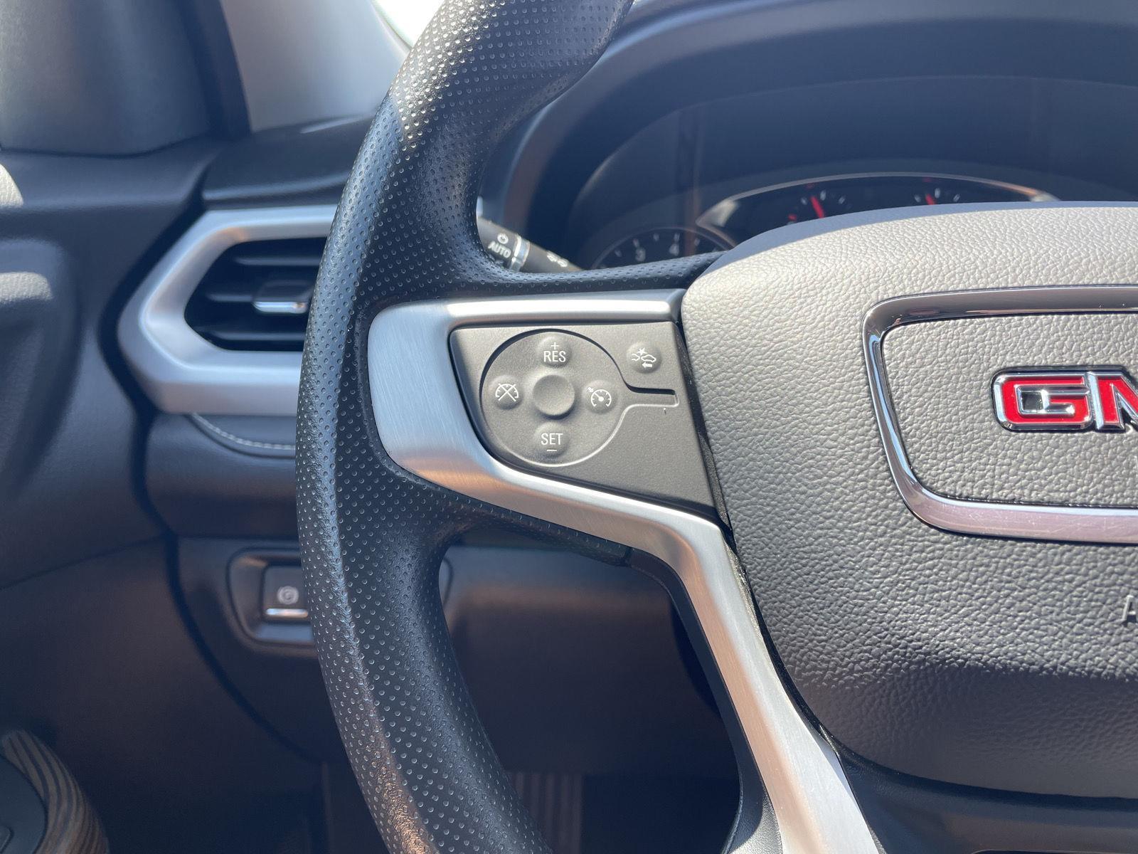 Vehicle photo 12