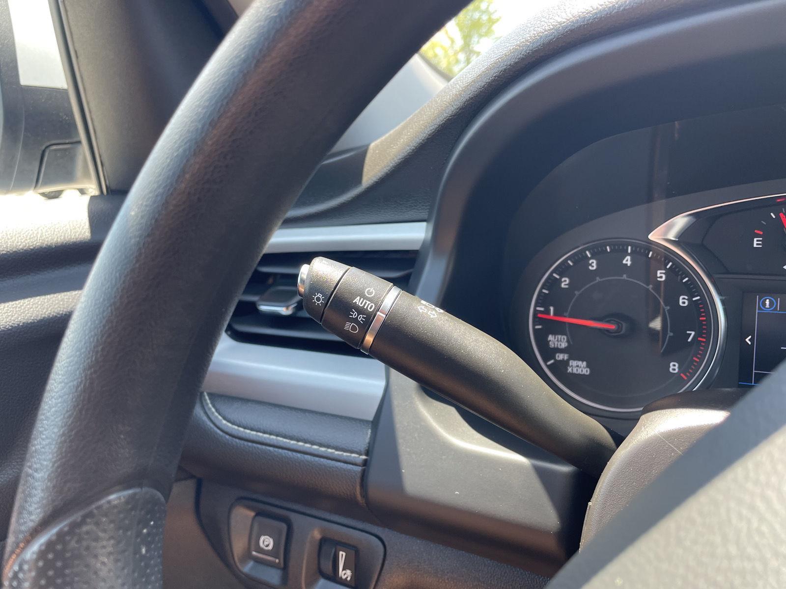 Vehicle photo 15