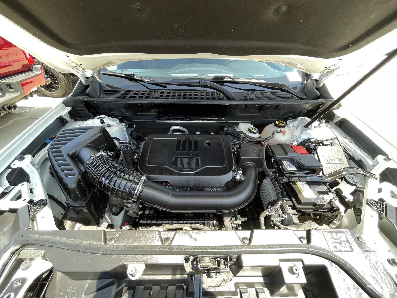 Vehicle photo 34