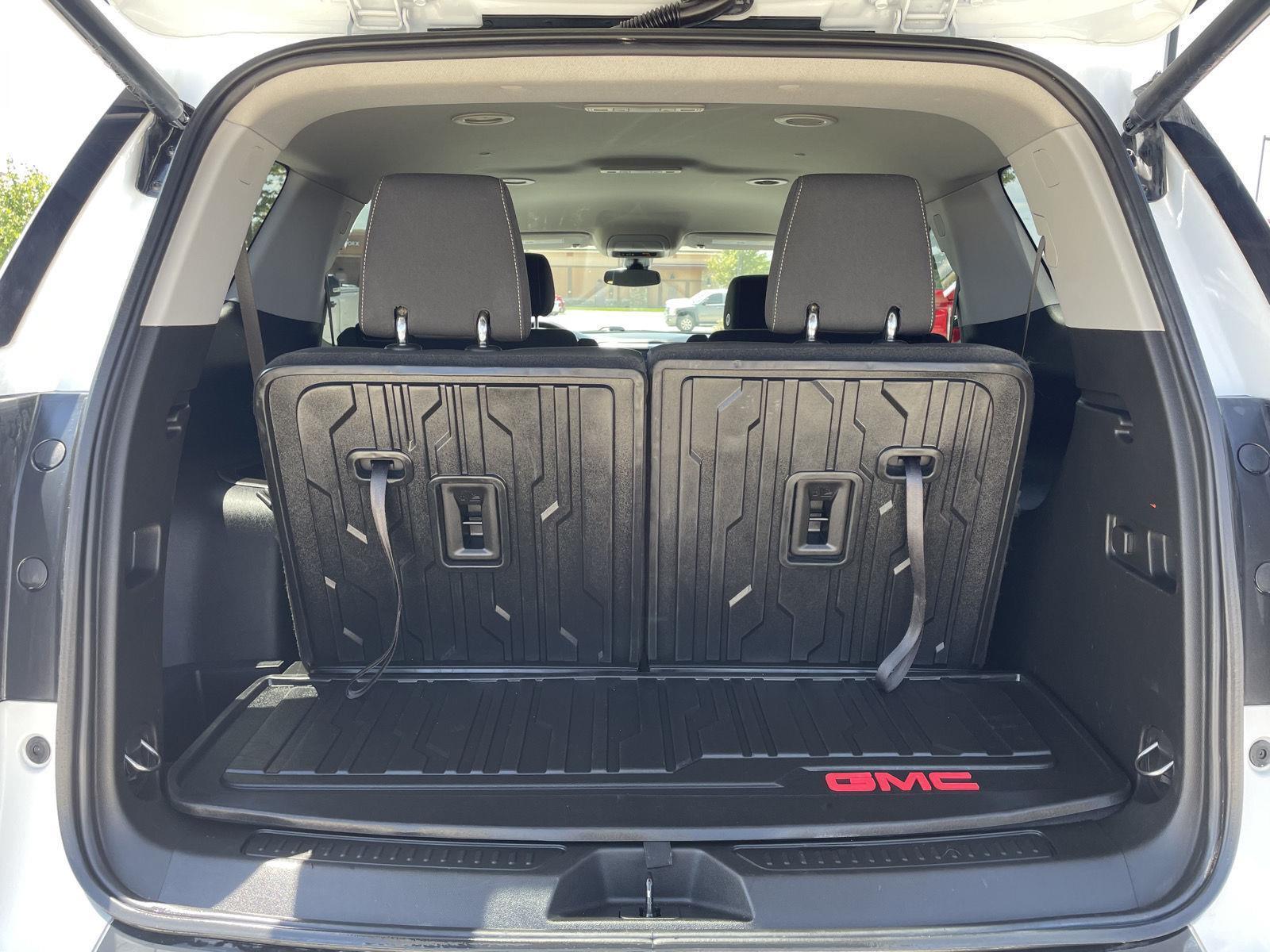 Vehicle photo 35