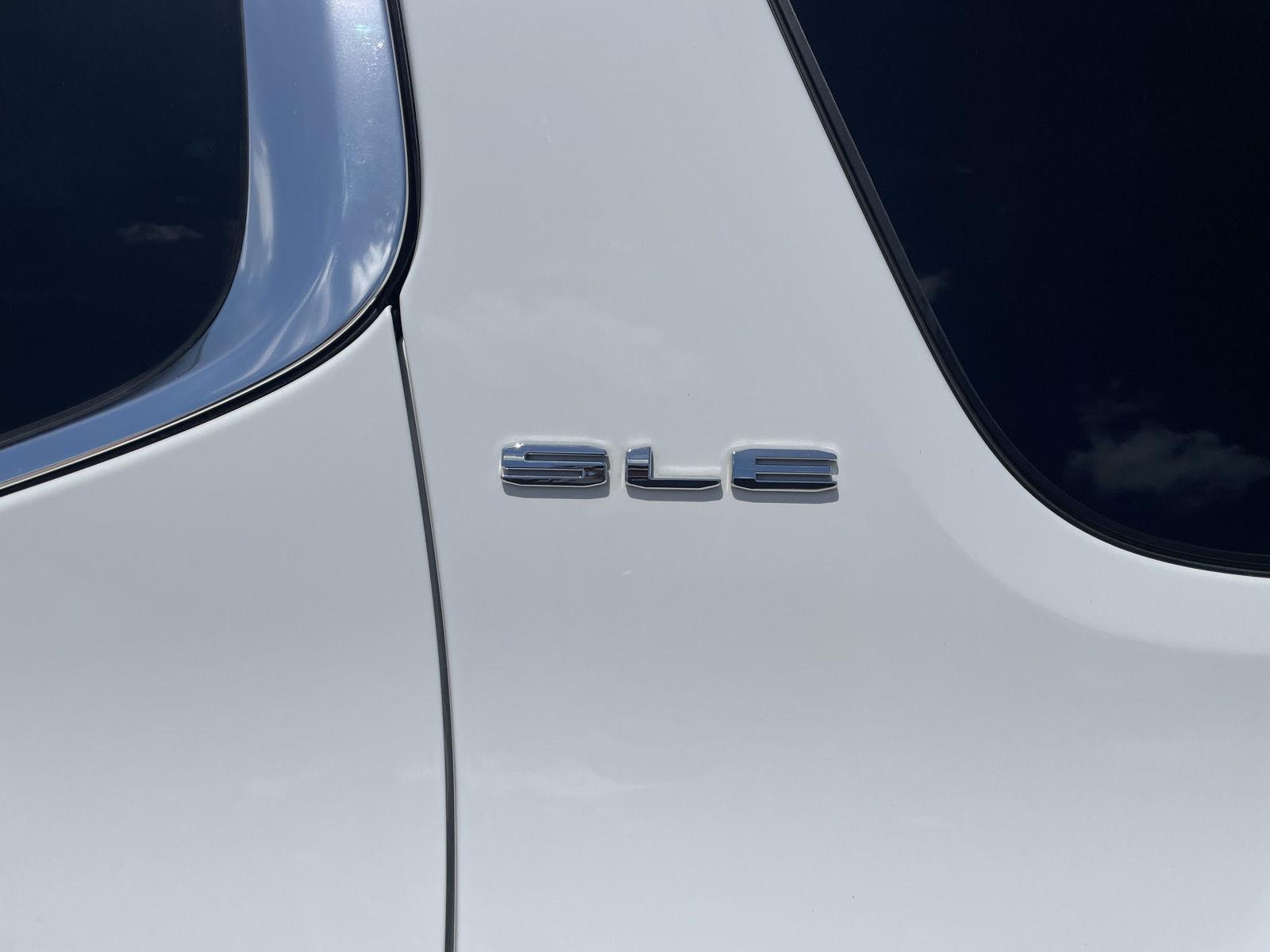 Vehicle photo 38