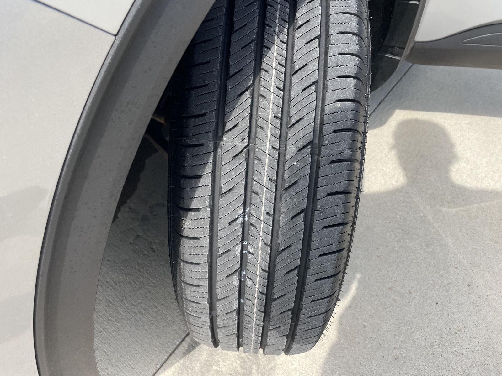 Vehicle photo 11