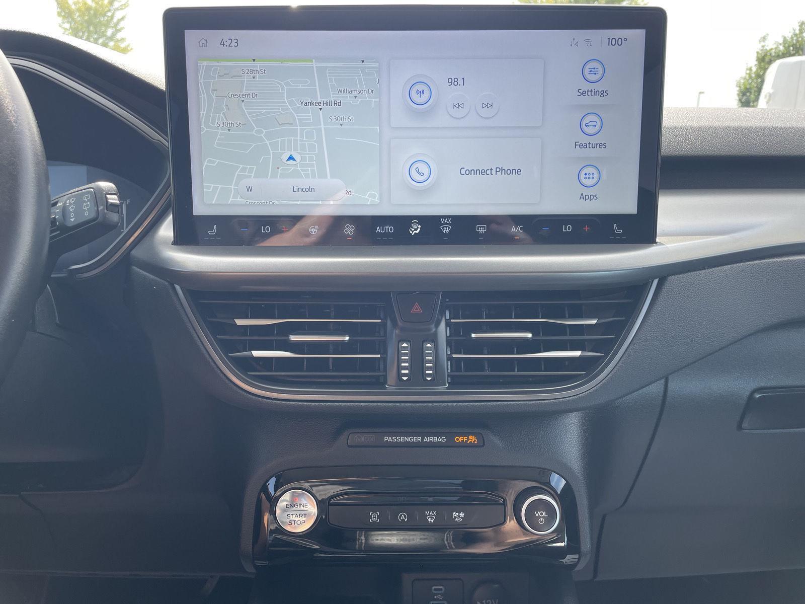 Vehicle photo 22