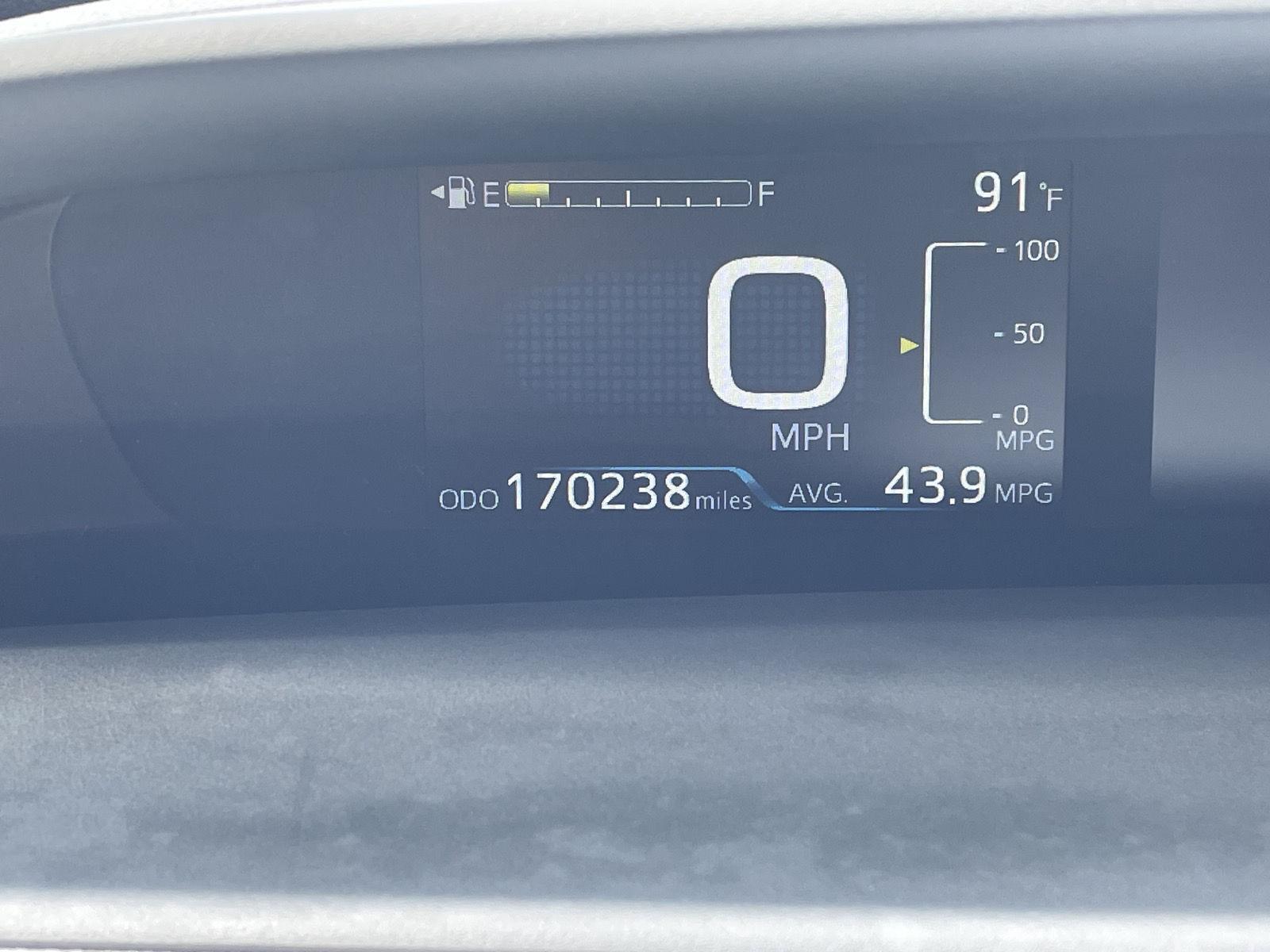 Vehicle photo 3