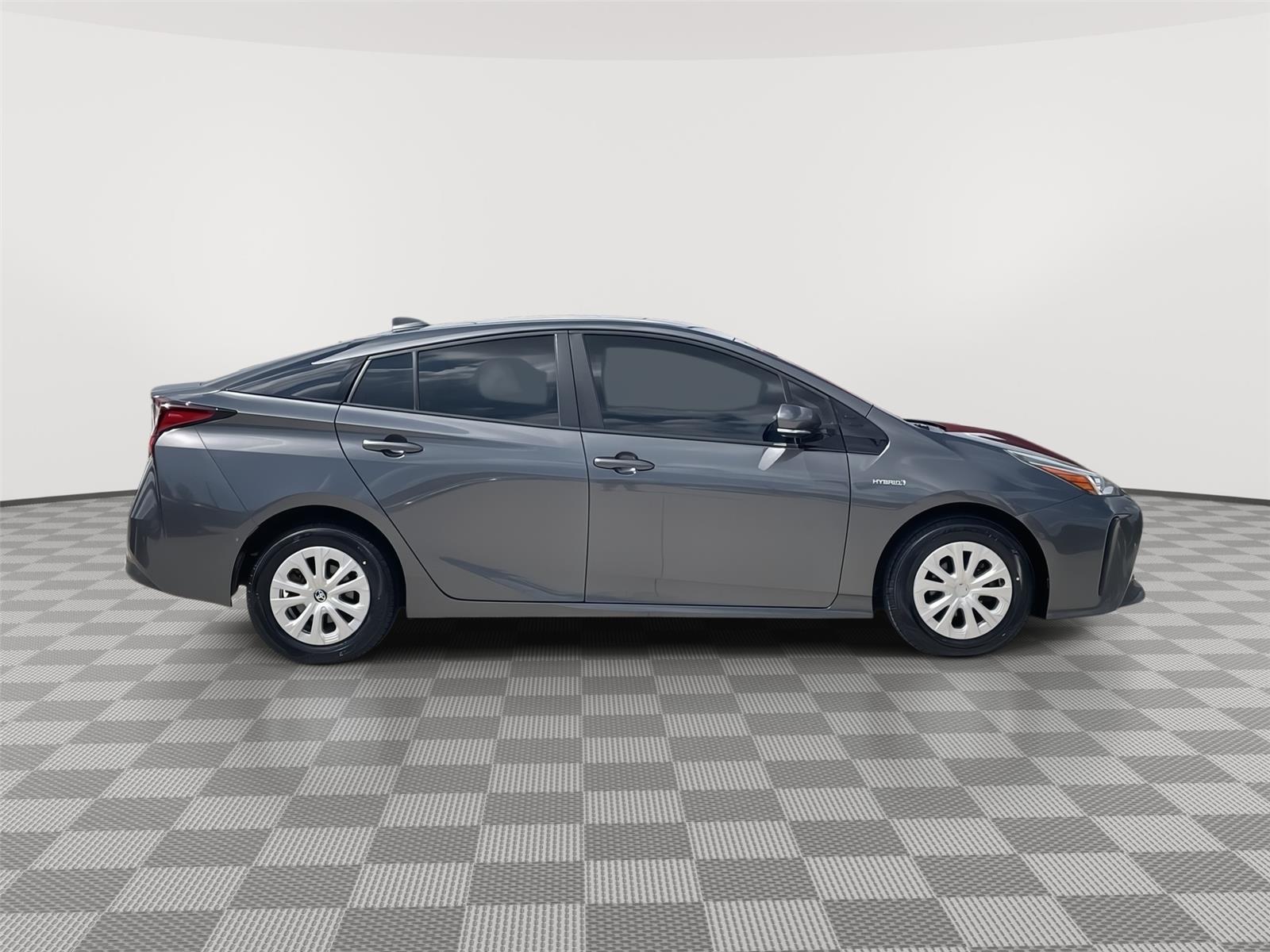 Vehicle photo 6