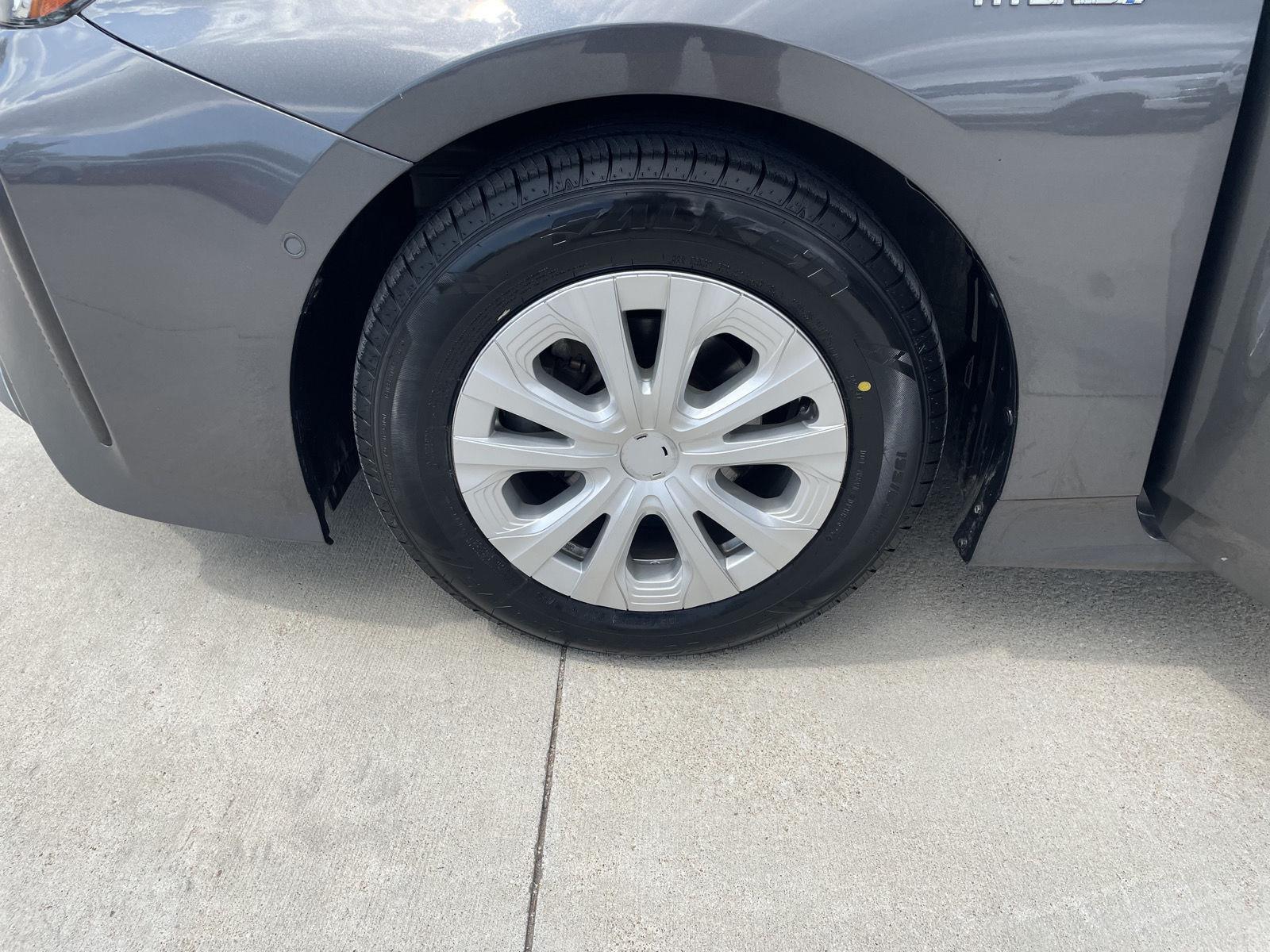 Vehicle photo 10