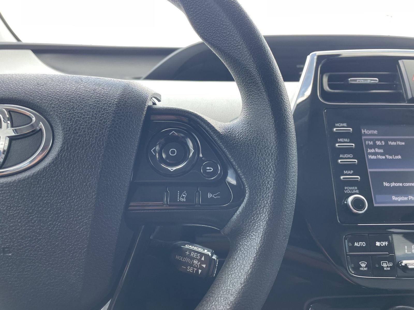Vehicle photo 14