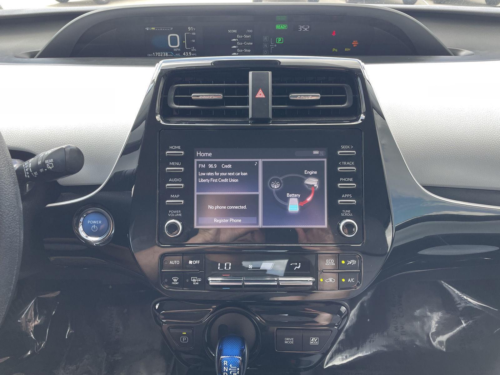 Vehicle photo 21